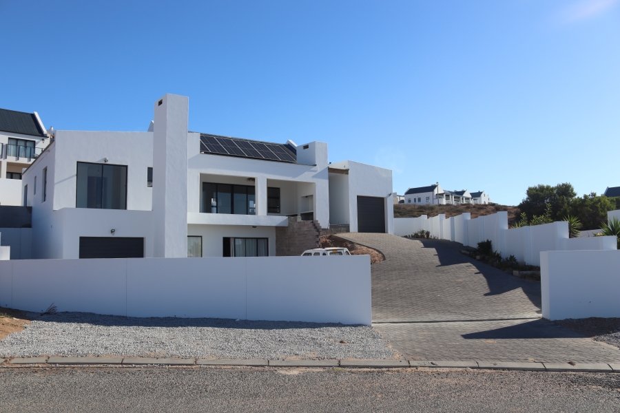 3 Bedroom Property for Sale in Da Gama Bay Western Cape